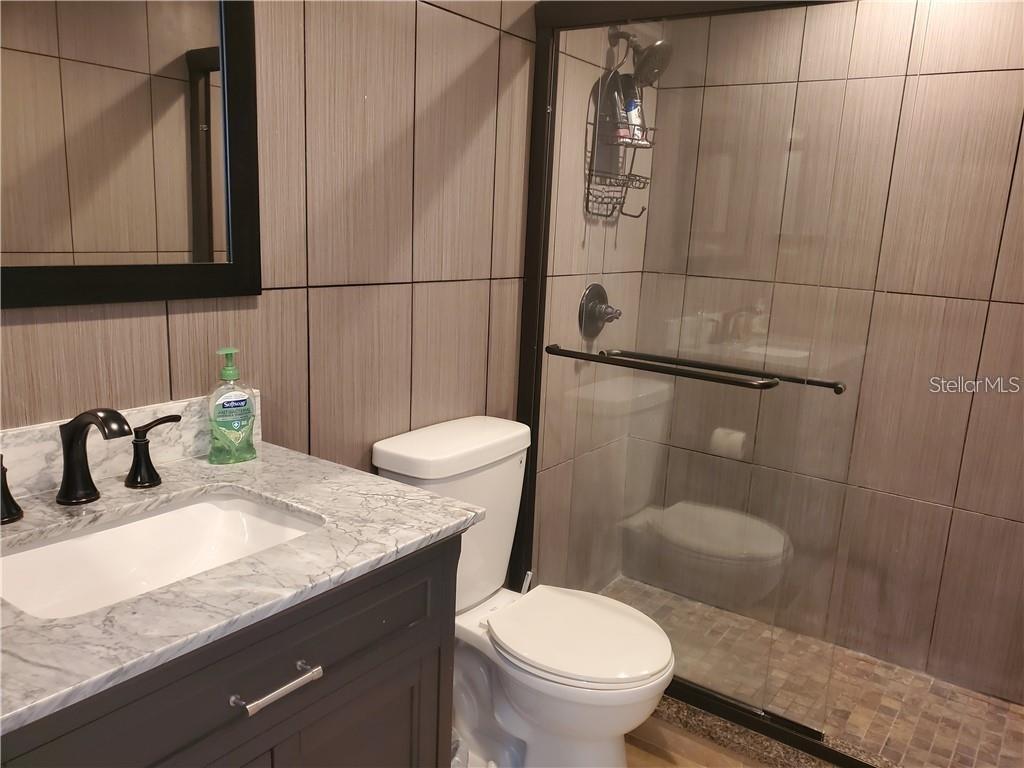 PRIVATEER NORTH - Residential Lease