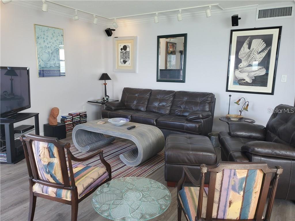 PRIVATEER NORTH - Residential Lease