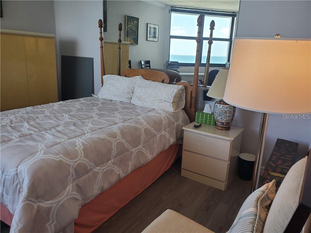 PRIVATEER NORTH - Residential Lease