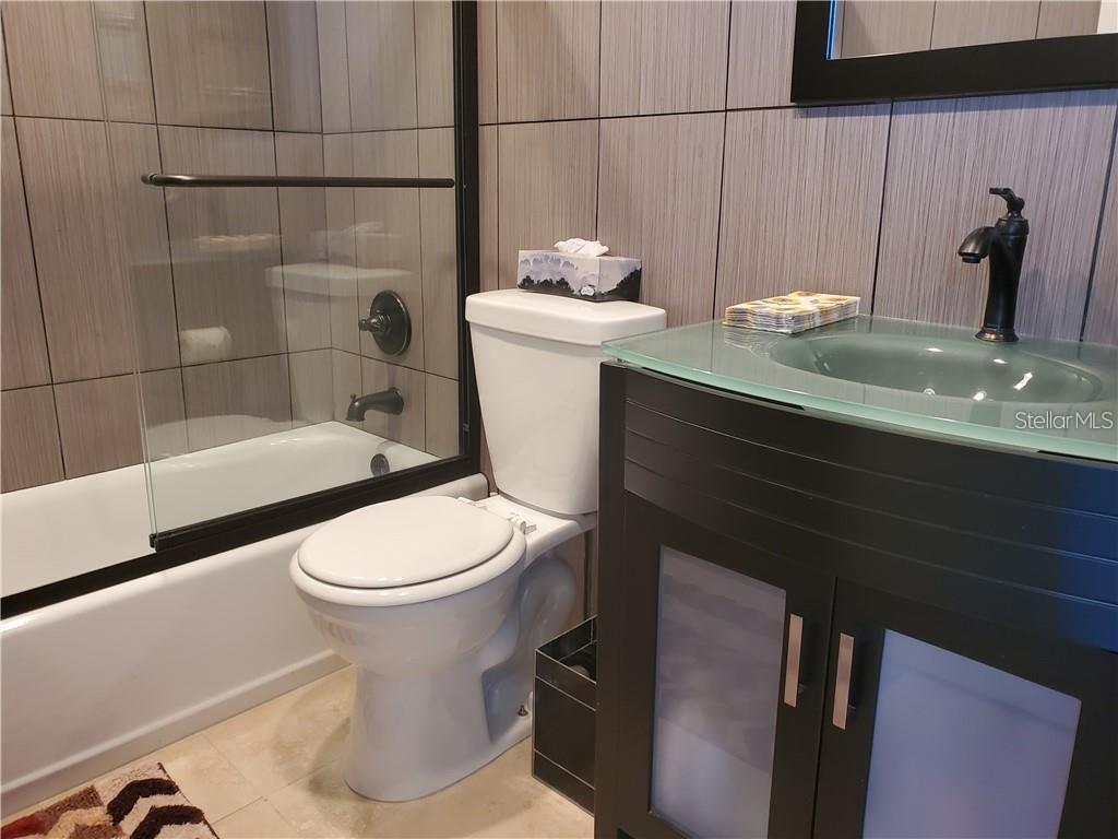 PRIVATEER NORTH - Residential Lease