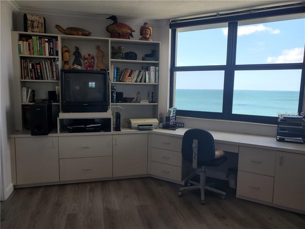 PRIVATEER NORTH - Residential Lease