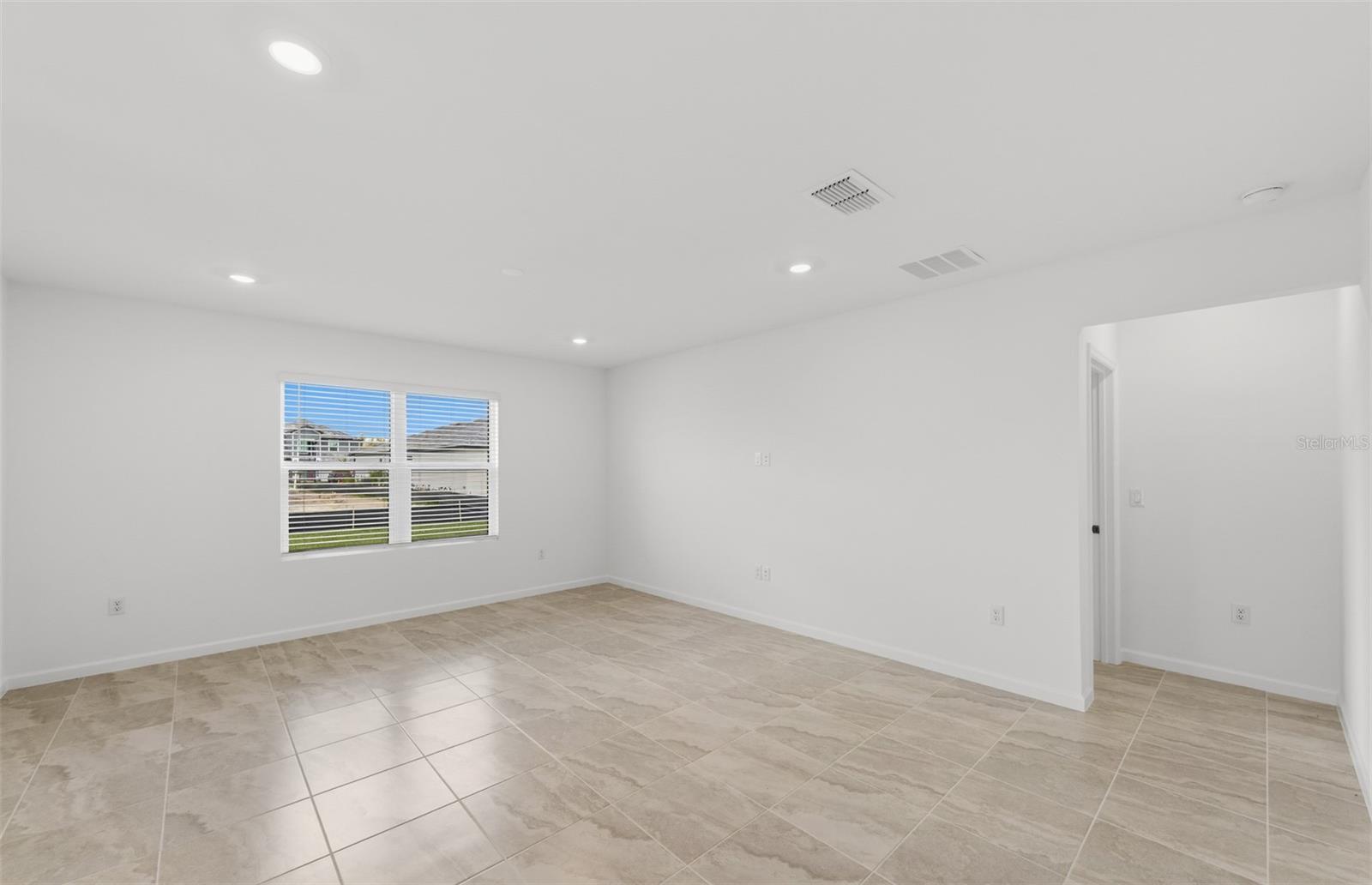 LAKESPUR WELLEN PARK - Residential