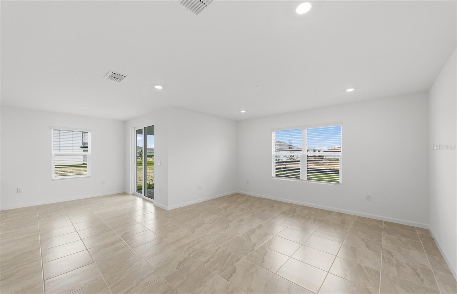 LAKESPUR WELLEN PARK - Residential