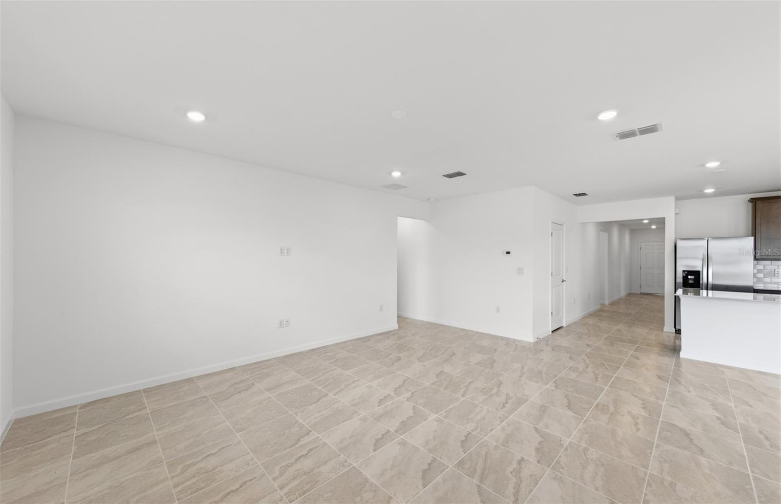 LAKESPUR WELLEN PARK - Residential