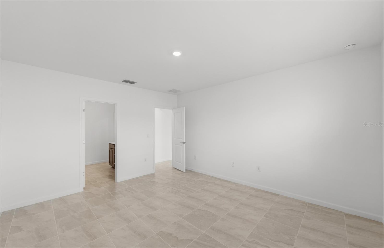 LAKESPUR WELLEN PARK - Residential