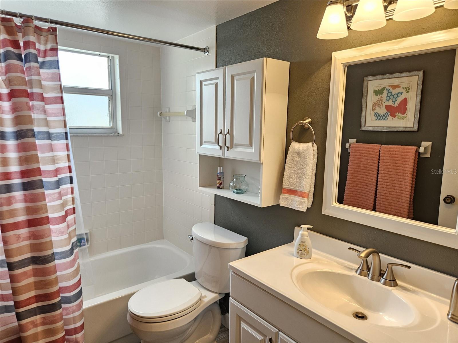 FARMINGTON VISTAS - Residential Lease