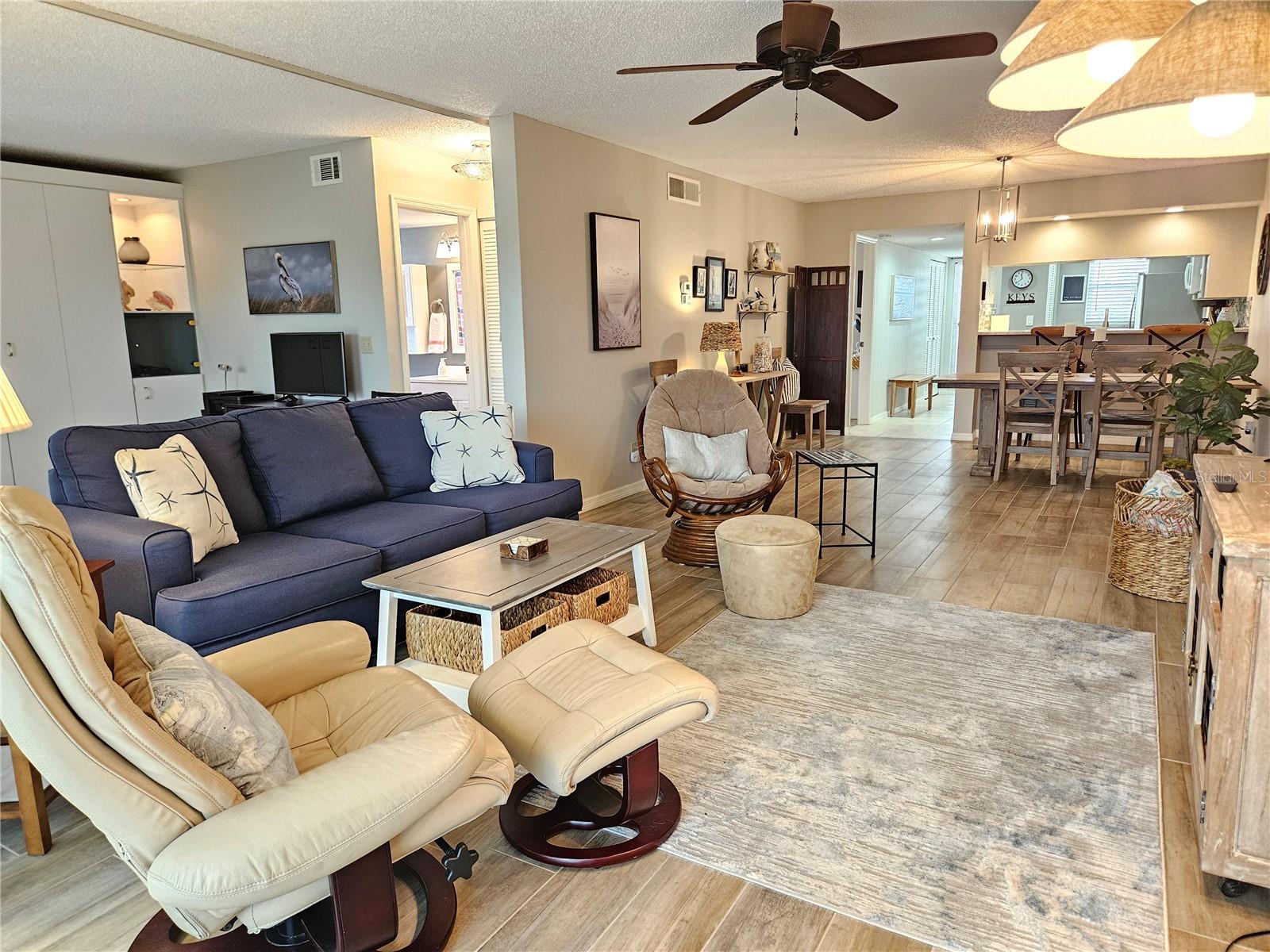 FARMINGTON VISTAS - Residential Lease