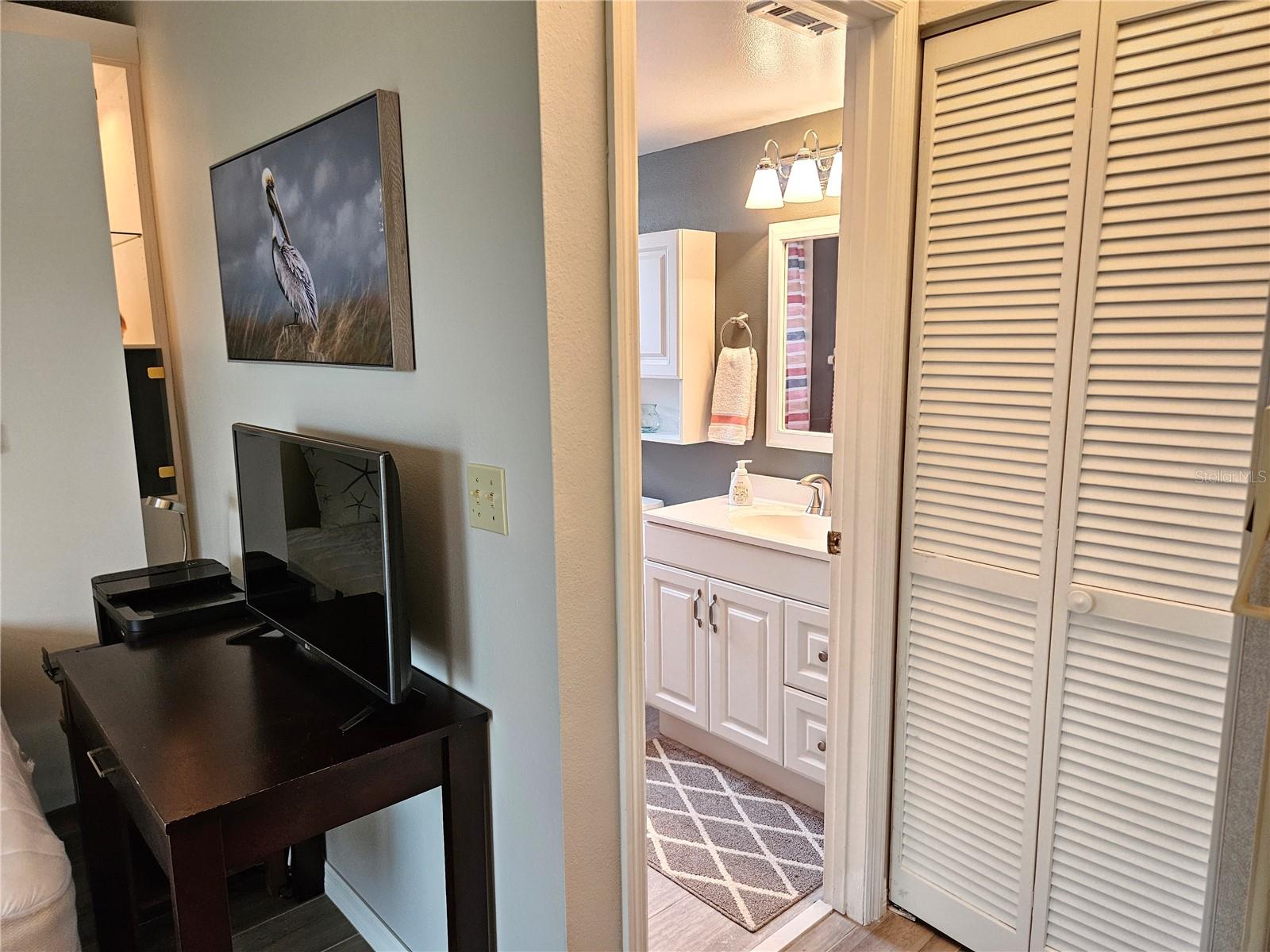 FARMINGTON VISTAS - Residential Lease