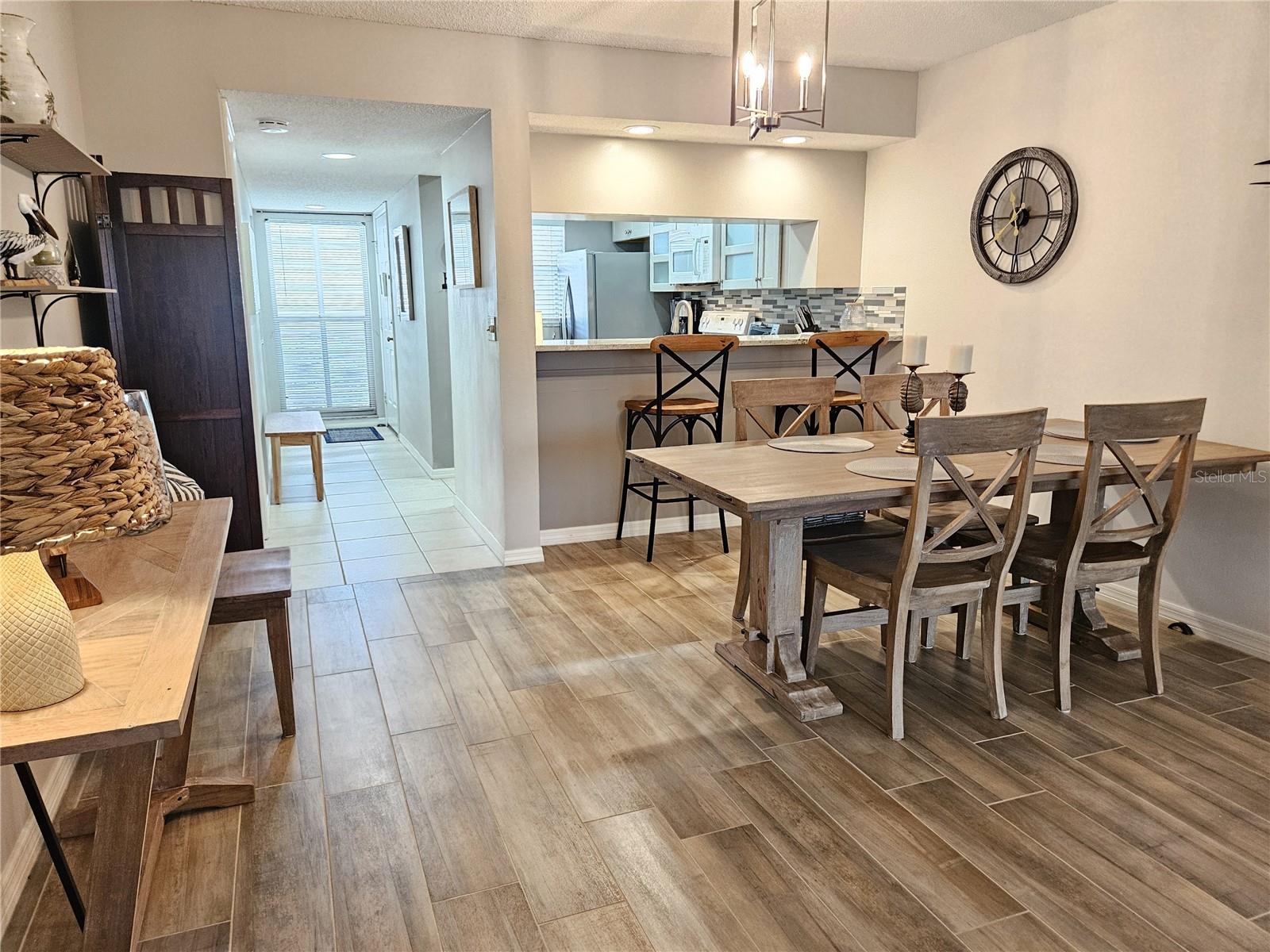 FARMINGTON VISTAS - Residential Lease