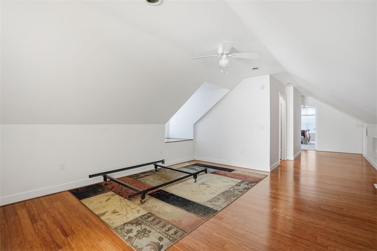 ROYAL HIGHLANDS - Residential