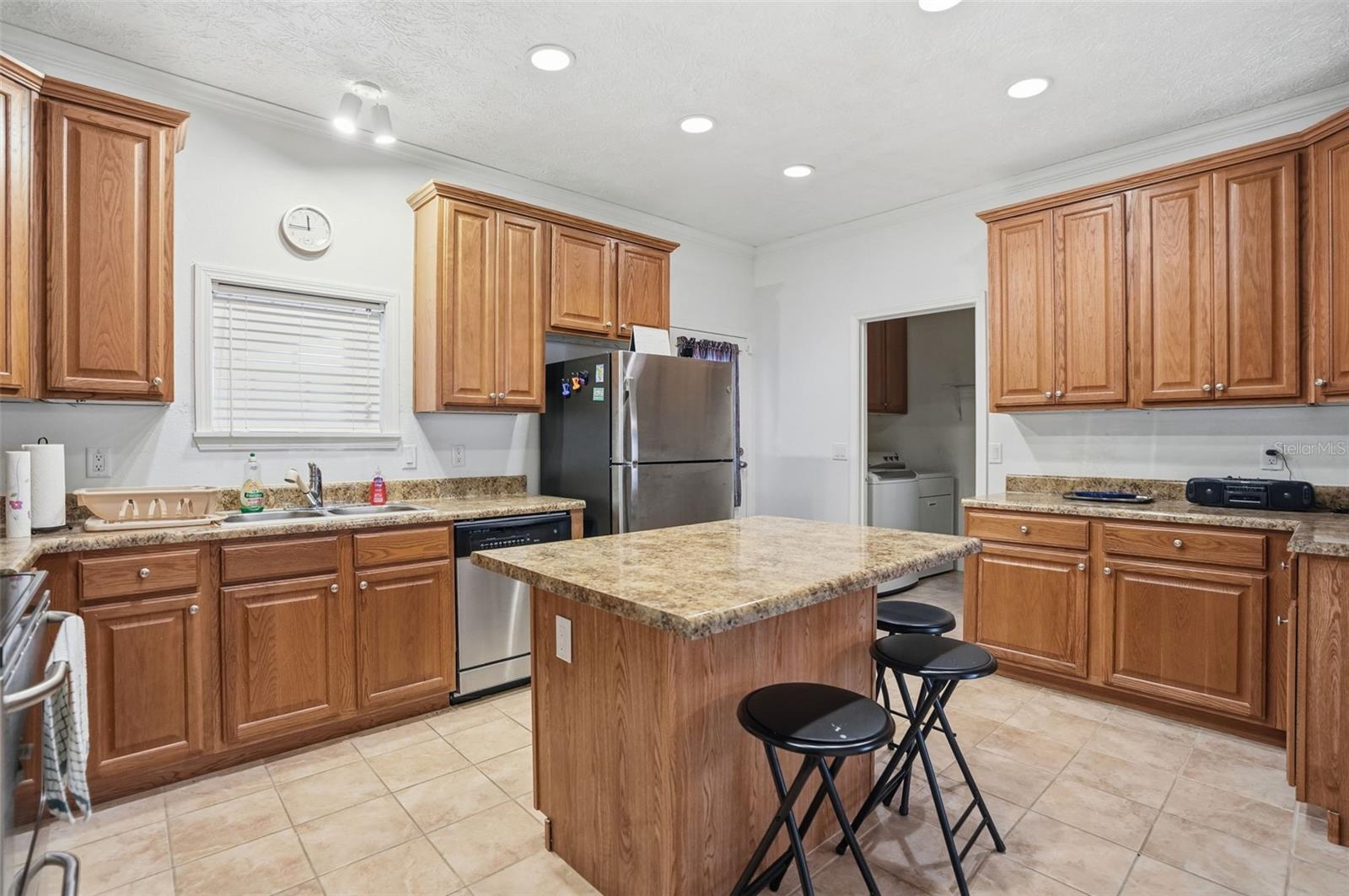 ROYAL HIGHLANDS - Residential