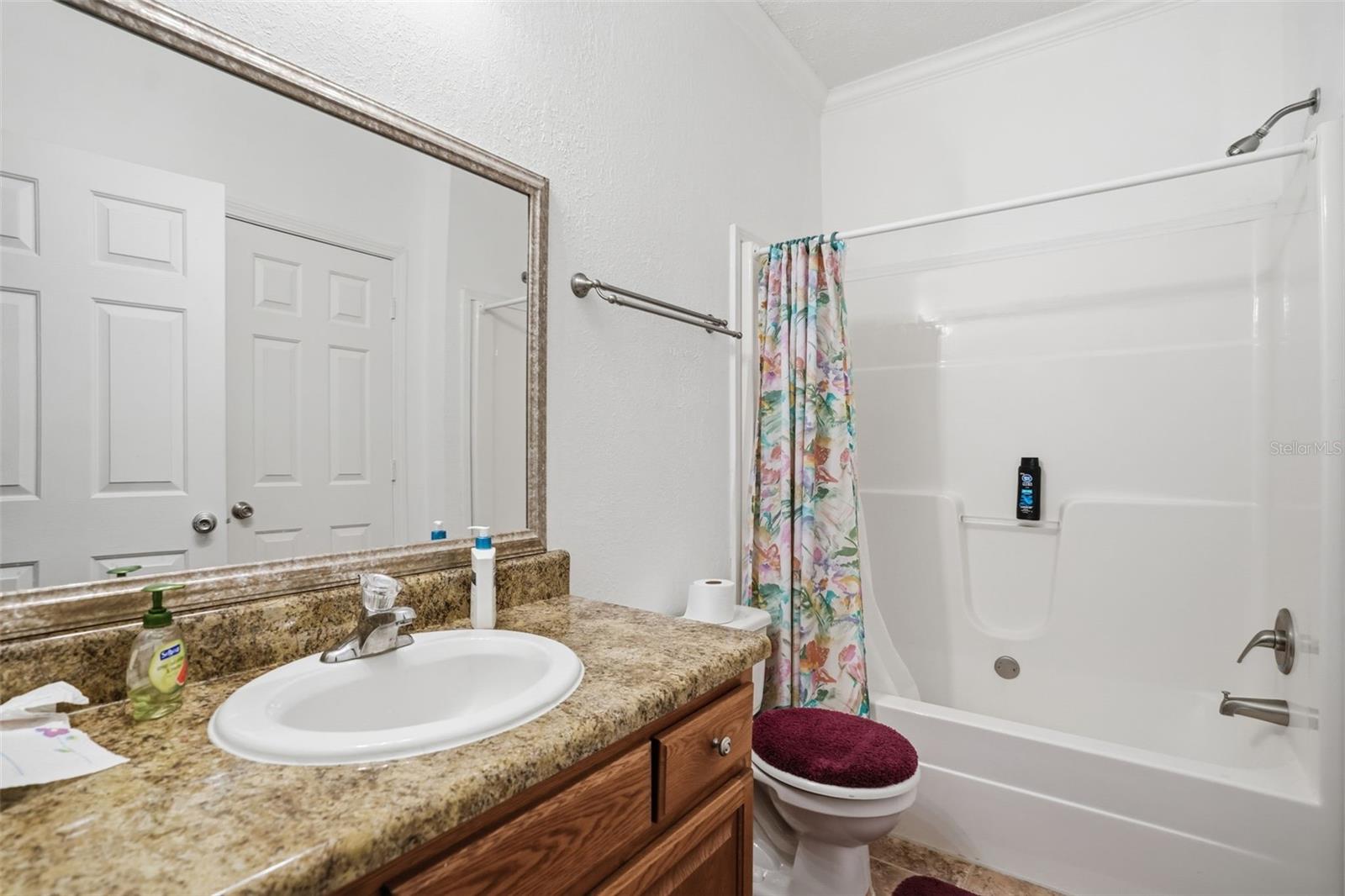 ROYAL HIGHLANDS - Residential