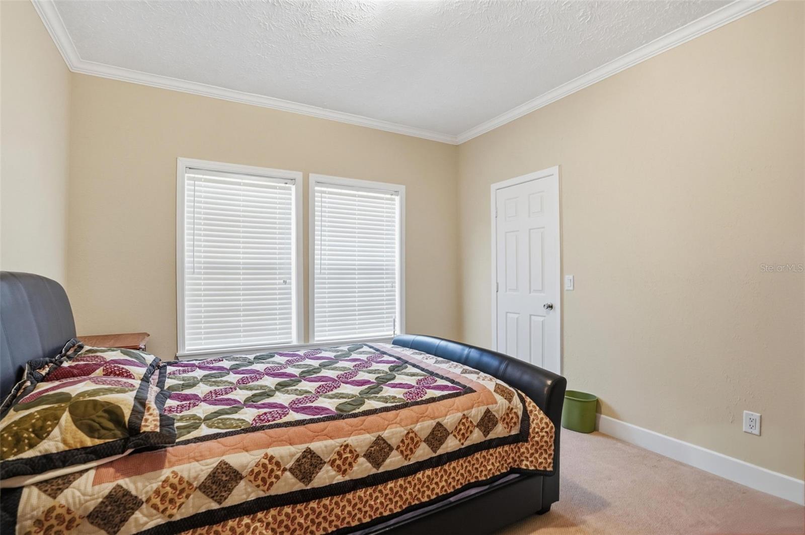 ROYAL HIGHLANDS - Residential