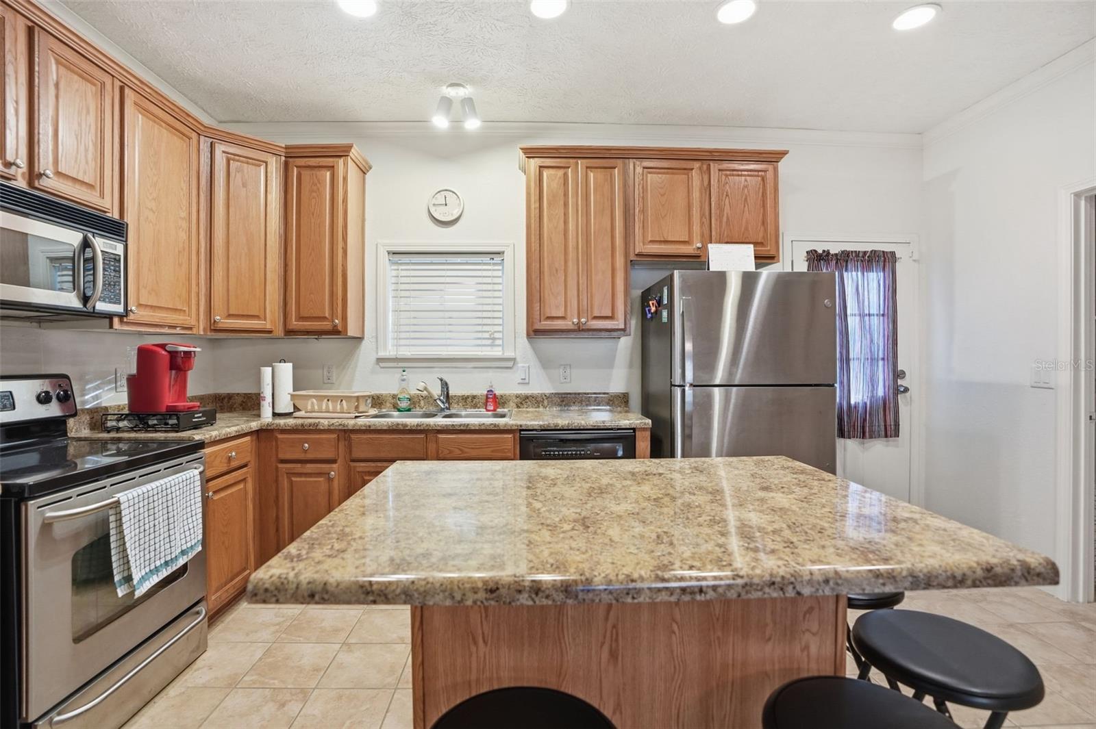 ROYAL HIGHLANDS - Residential