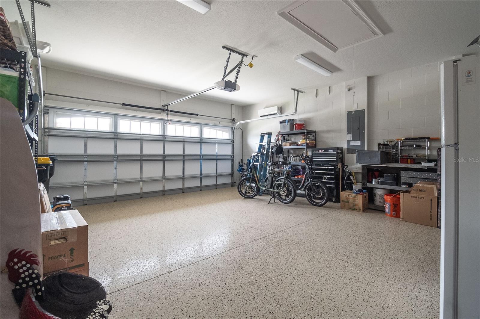 LAKE JAMES PH 4 - Residential