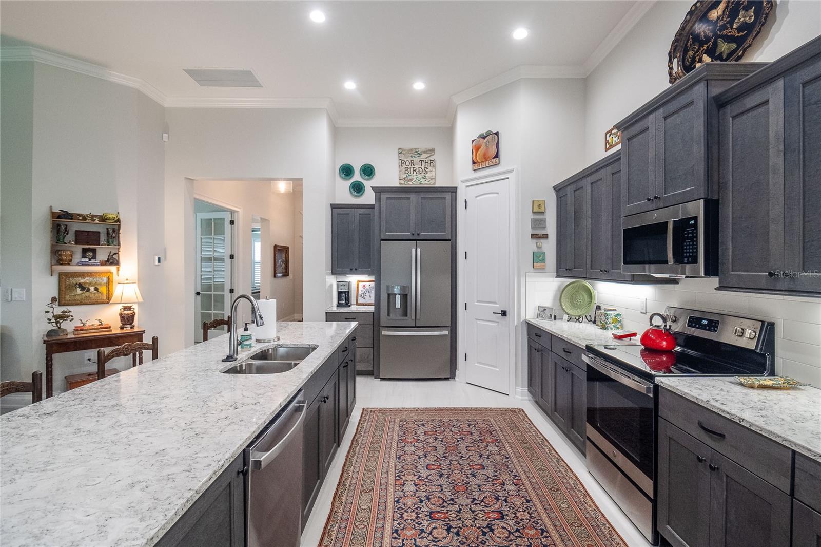 LAKE JAMES PH 4 - Residential