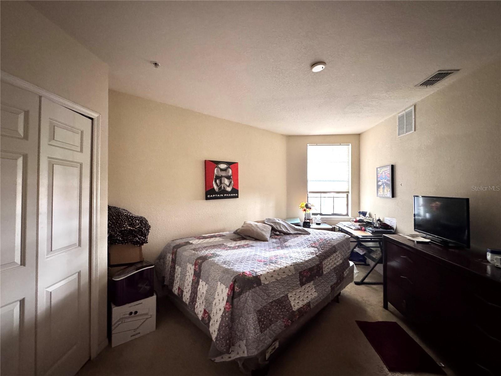 REGISTRY/MICHIGAN PARK CONDO - Residential