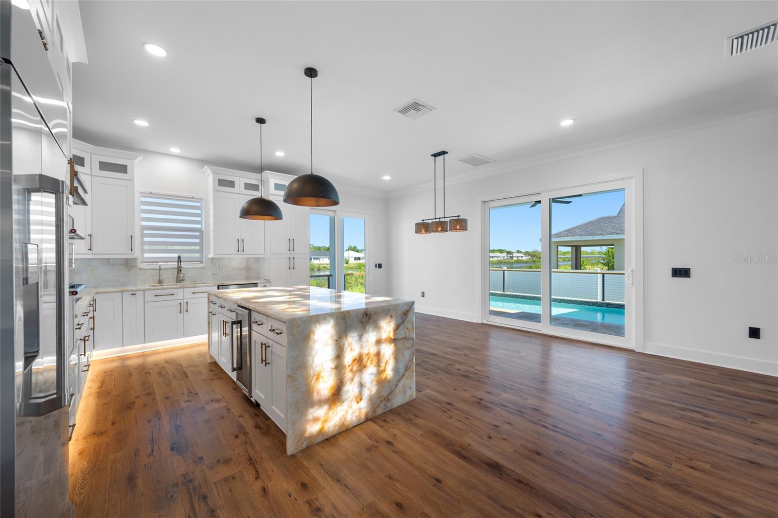 EDGE WATER RESERVE - Residential