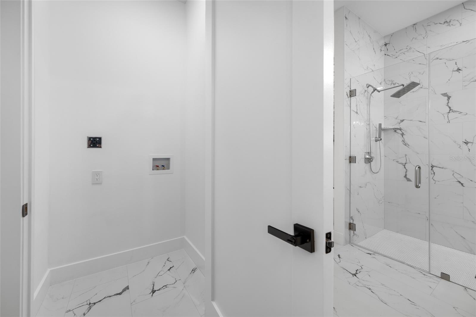 EDGE WATER RESERVE - Residential