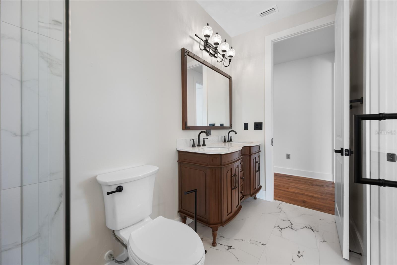 EDGE WATER RESERVE - Residential