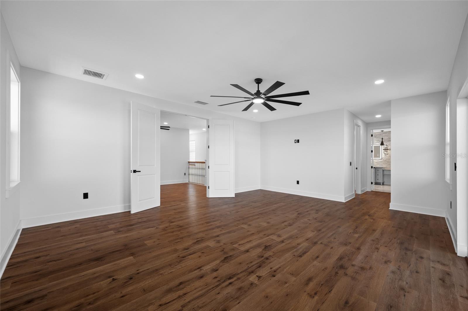 EDGE WATER RESERVE - Residential