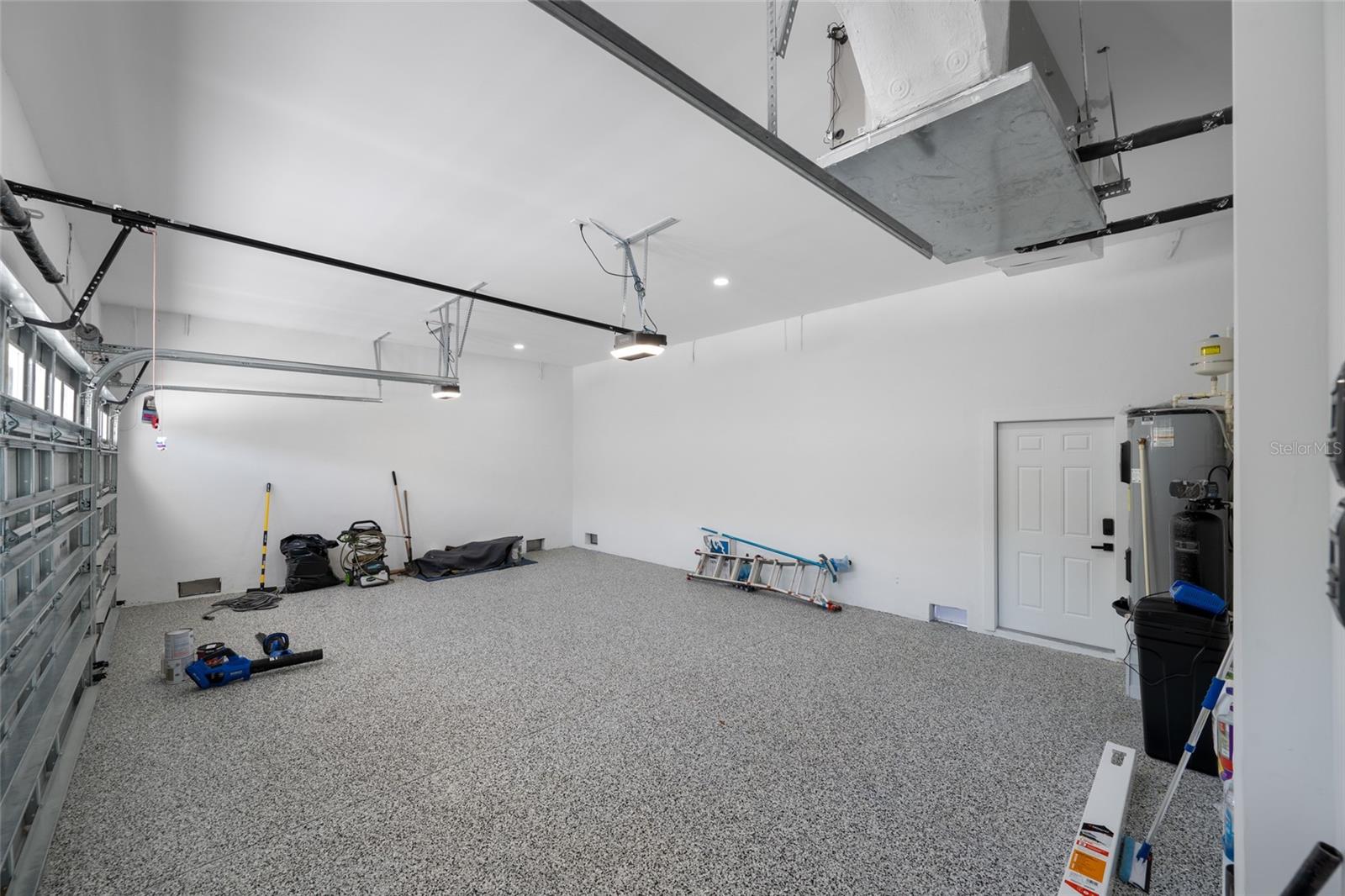 EDGE WATER RESERVE - Residential