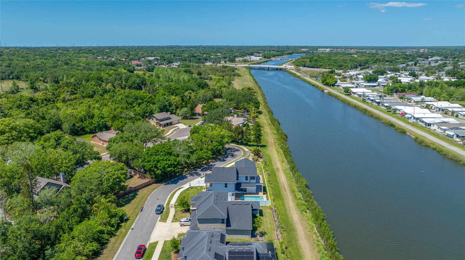 EDGE WATER RESERVE - Residential