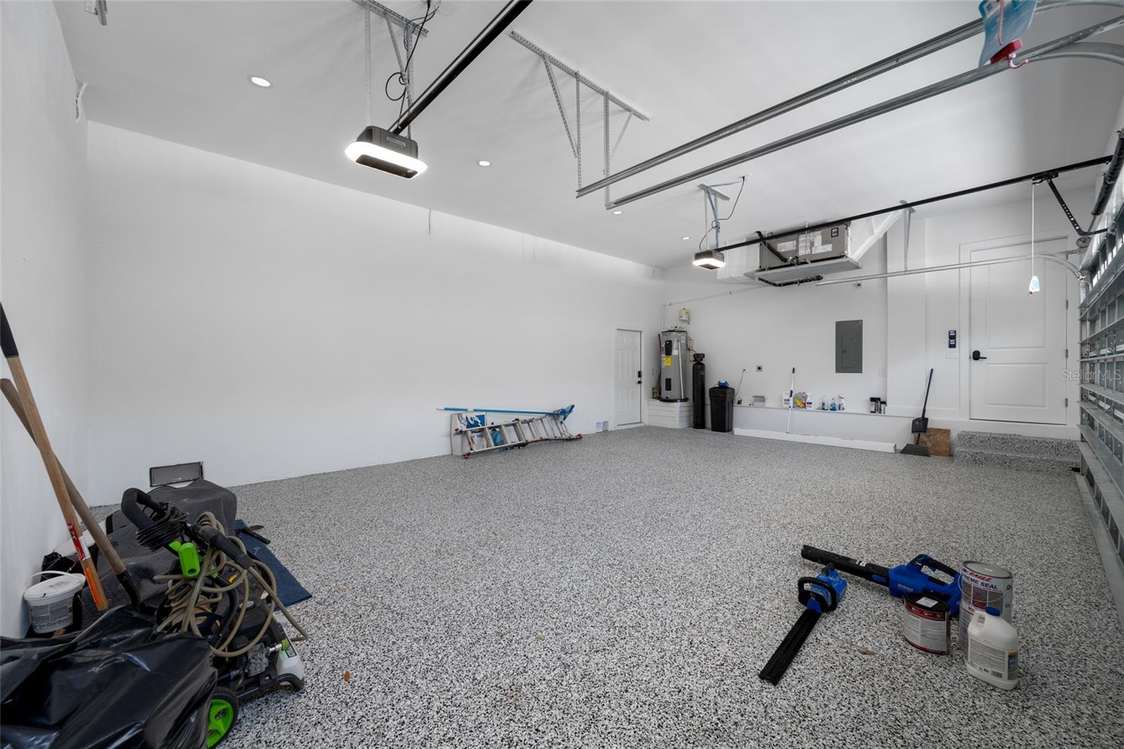 EDGE WATER RESERVE - Residential