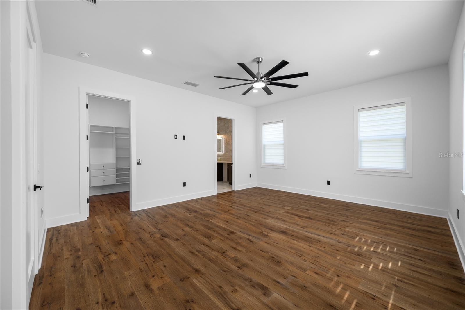 EDGE WATER RESERVE - Residential