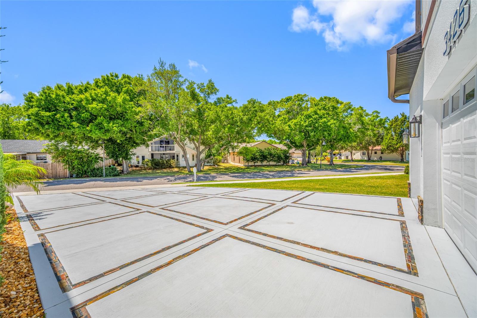 3426 CHANNELSIDE COURT