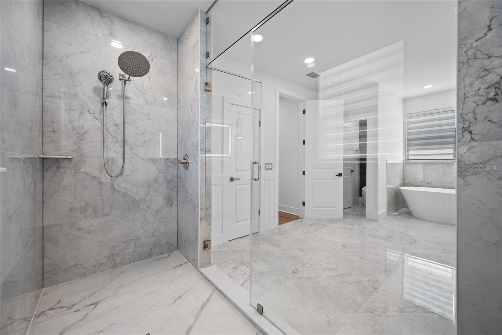 EDGE WATER RESERVE - Residential