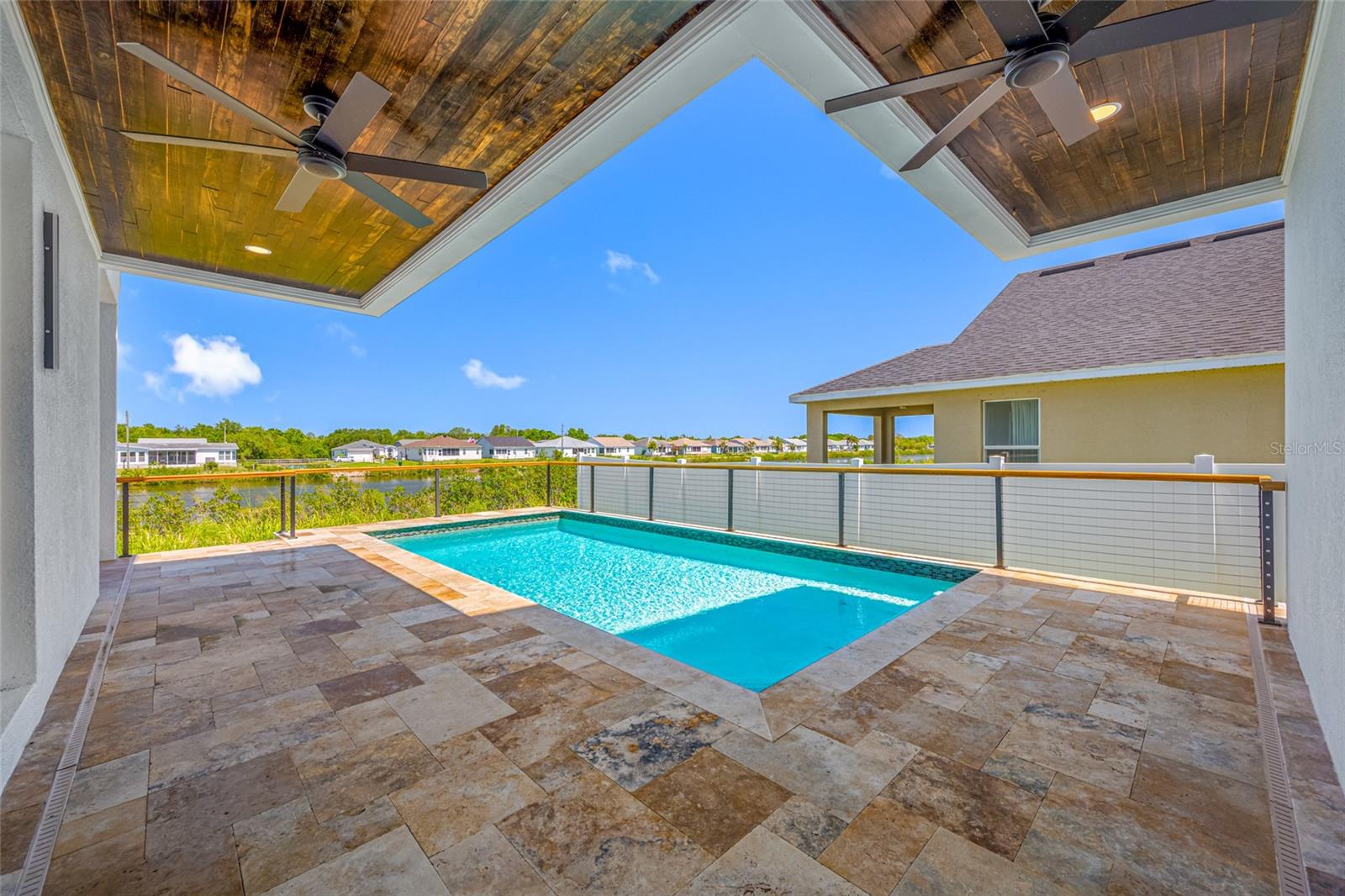 EDGE WATER RESERVE - Residential
