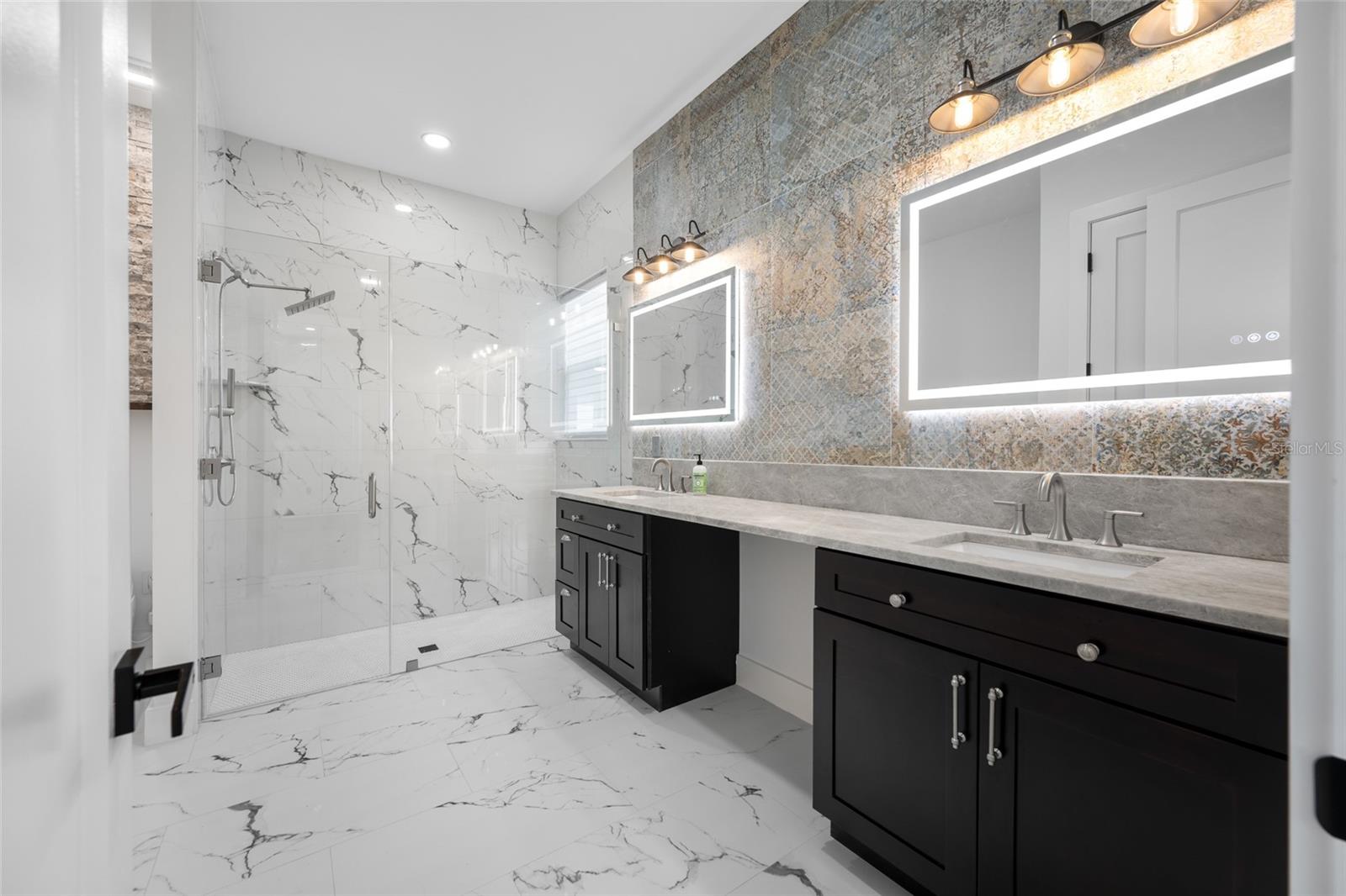 EDGE WATER RESERVE - Residential
