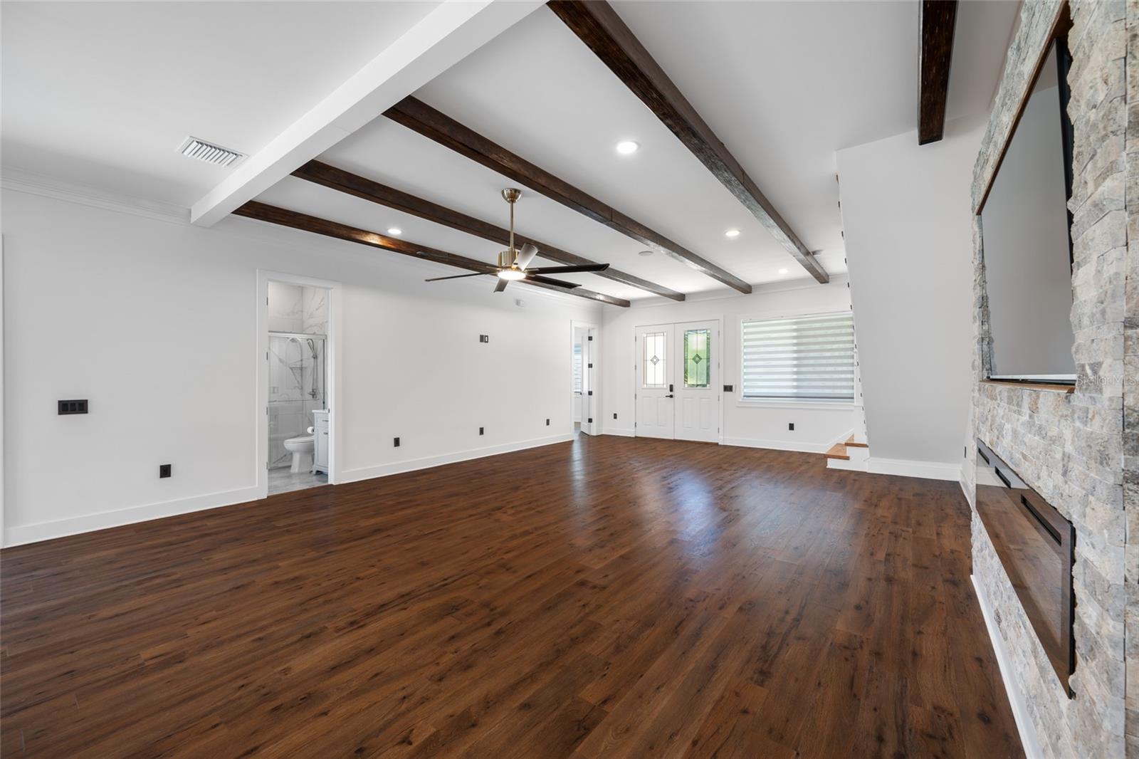 EDGE WATER RESERVE - Residential