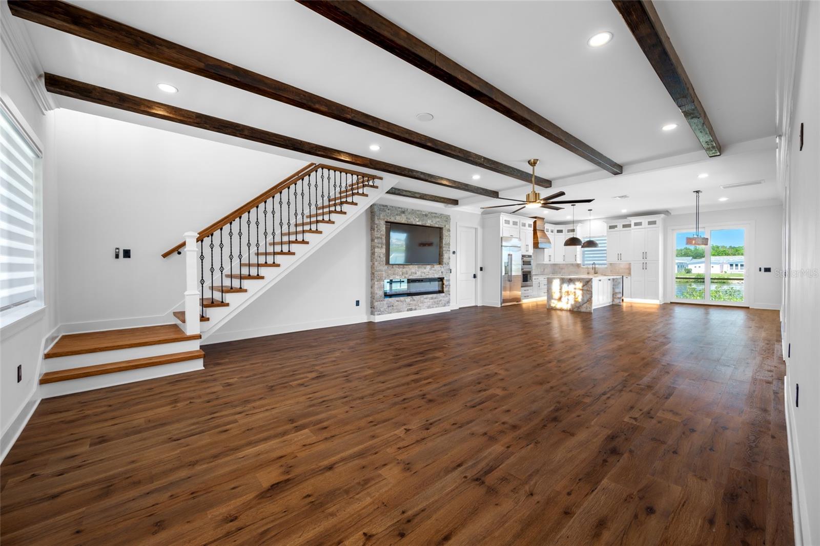 EDGE WATER RESERVE - Residential