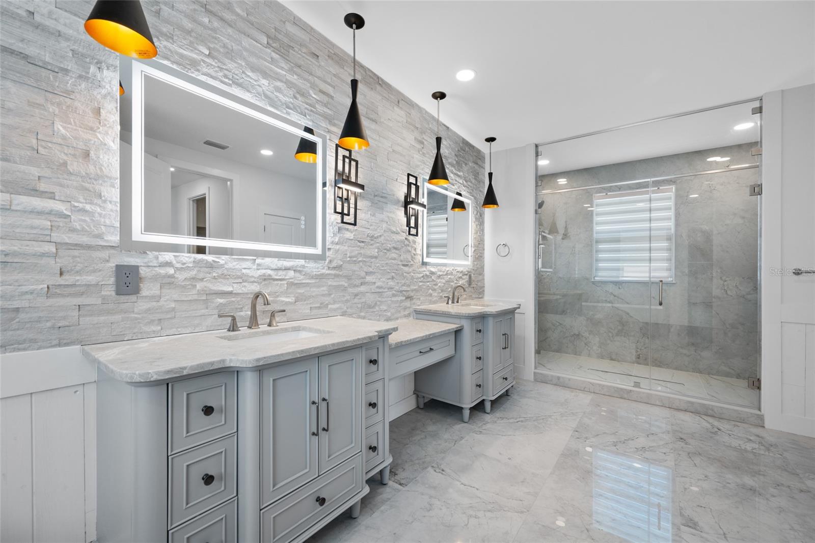 EDGE WATER RESERVE - Residential
