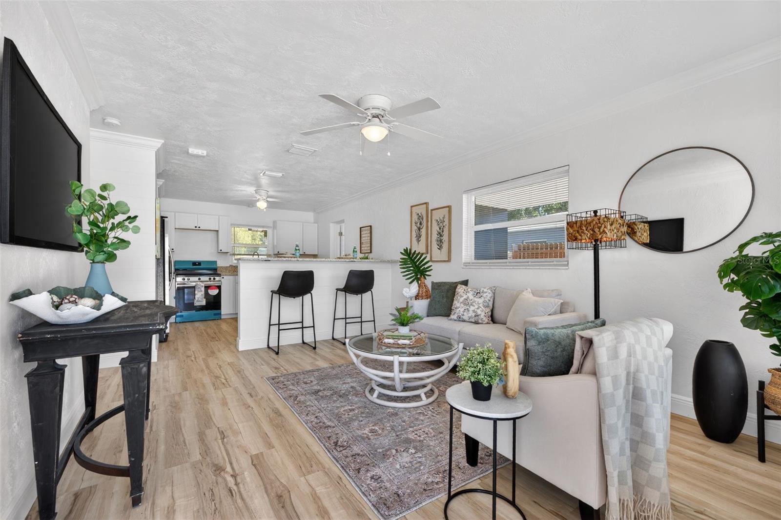 5627 COMMONWEALTH AVENUE N