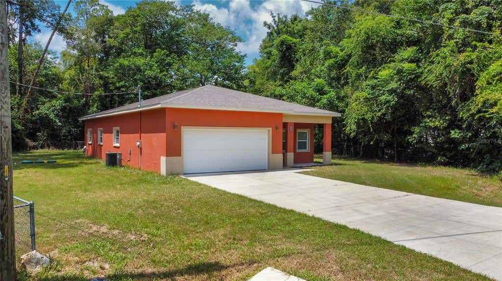 Photo of 5030 SW 63rd Court, Gainesville, FL 32608 (MLS # OM730609)