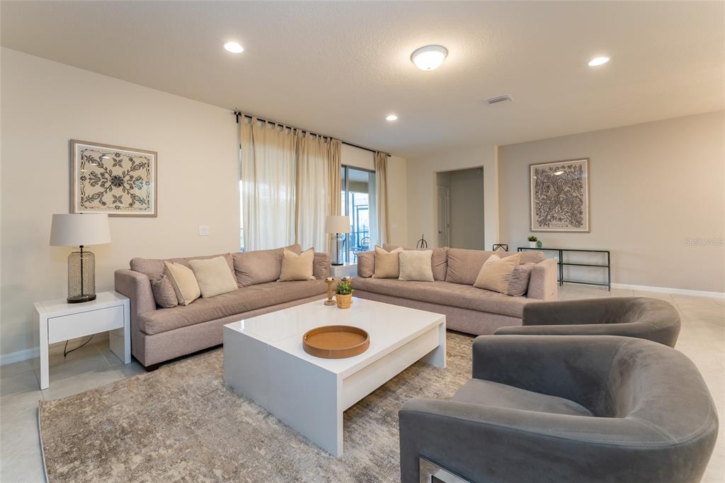 8909 BENGAL COURT
