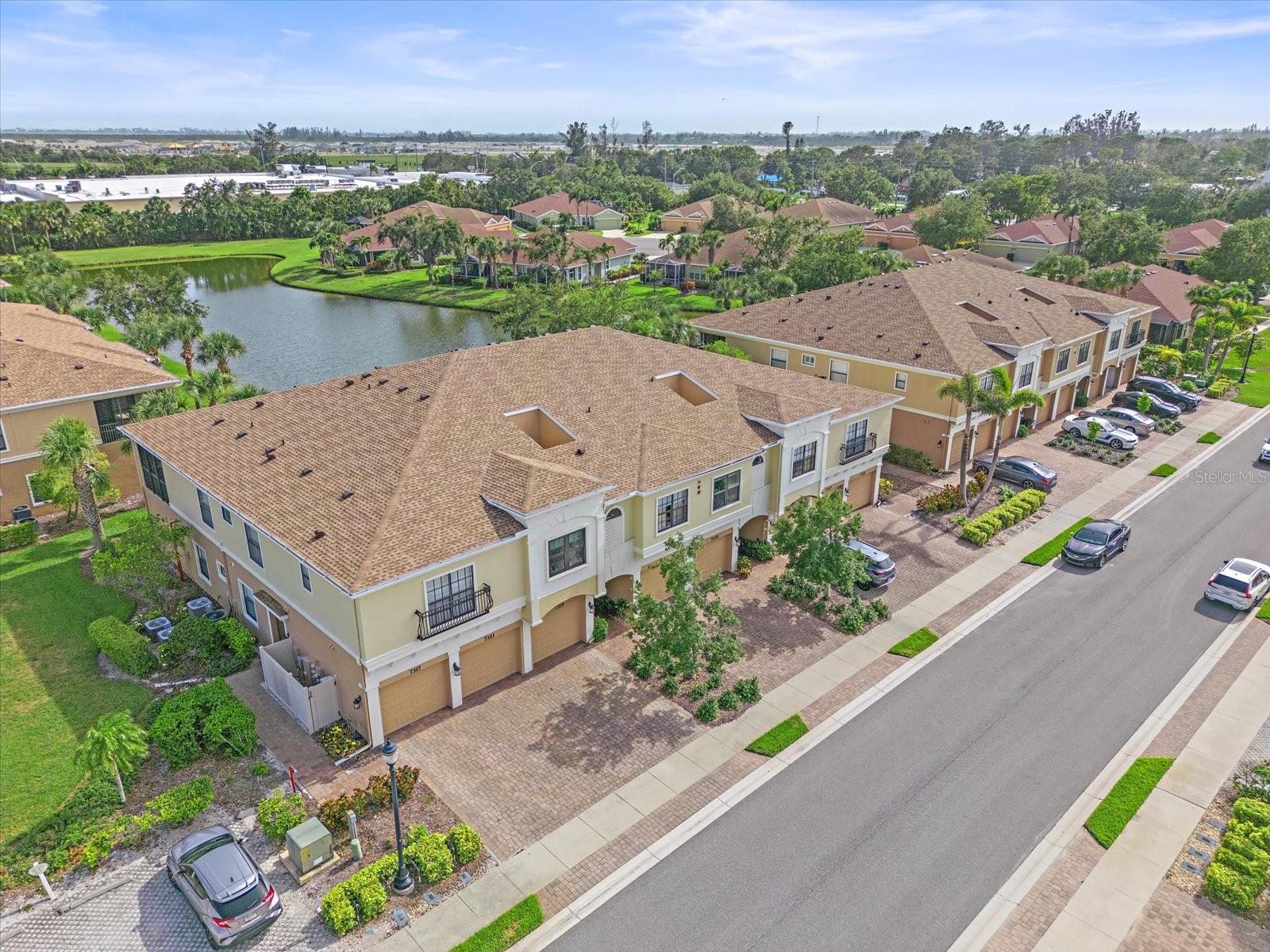 PALMA SOLA TRACE - Residential