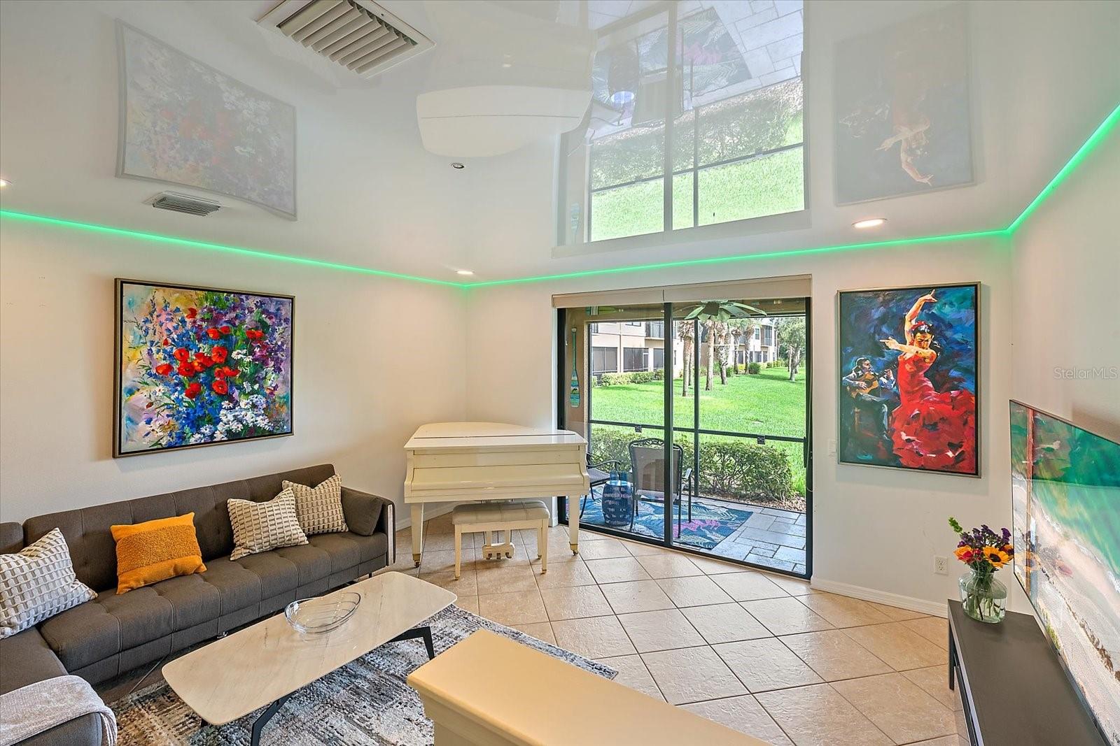 PALMA SOLA TRACE - Residential