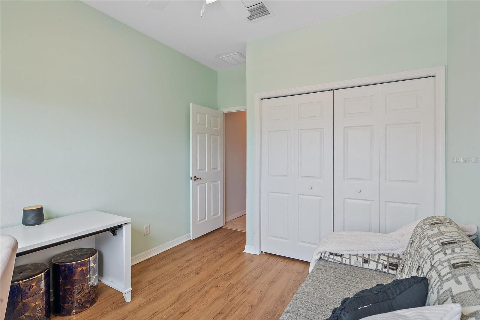 PALMA SOLA TRACE - Residential