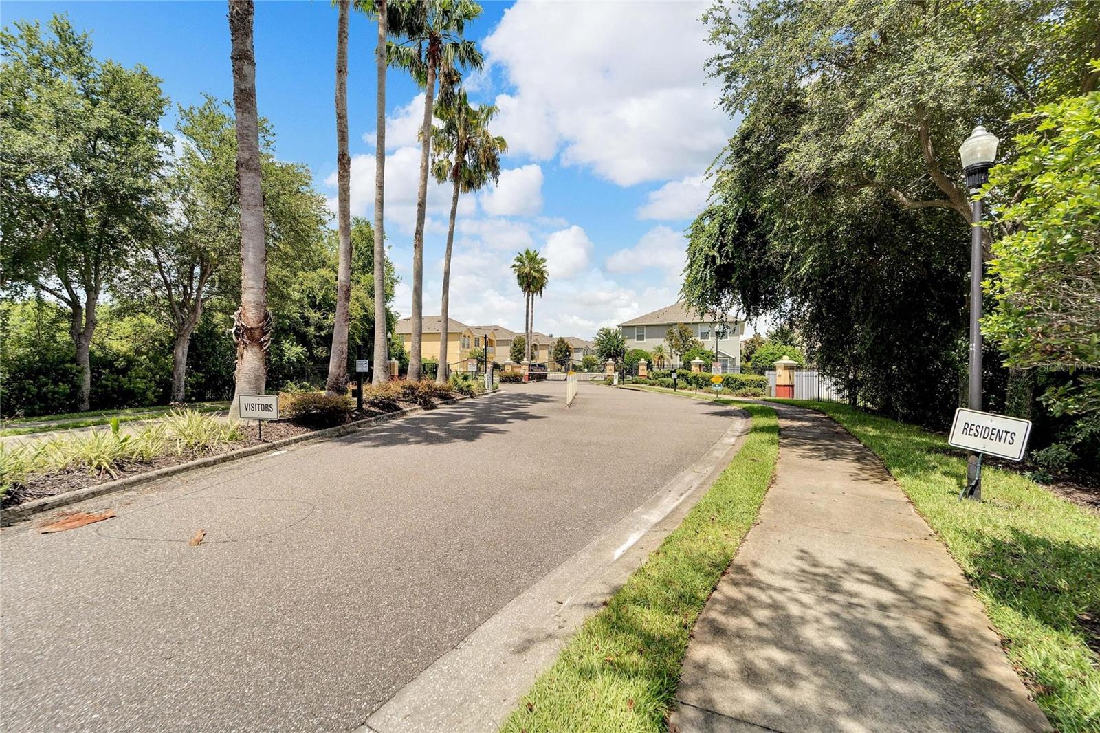 EAGLE PALM PH II - Residential Lease