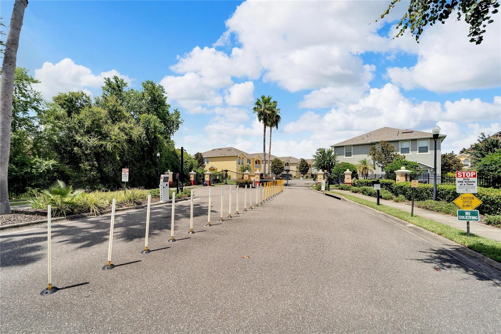 EAGLE PALM PH II - Residential Lease