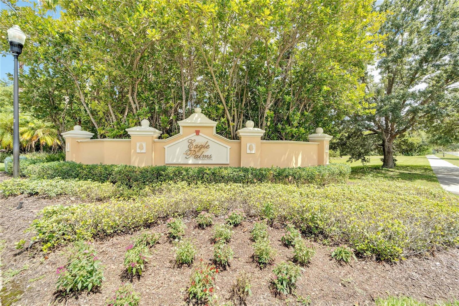EAGLE PALM PH II - Residential Lease