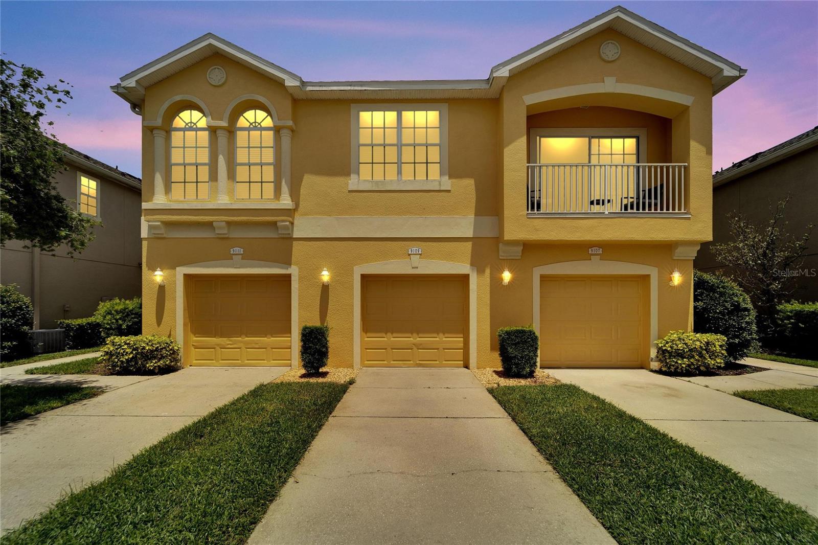 EAGLE PALM PH II - Residential Lease