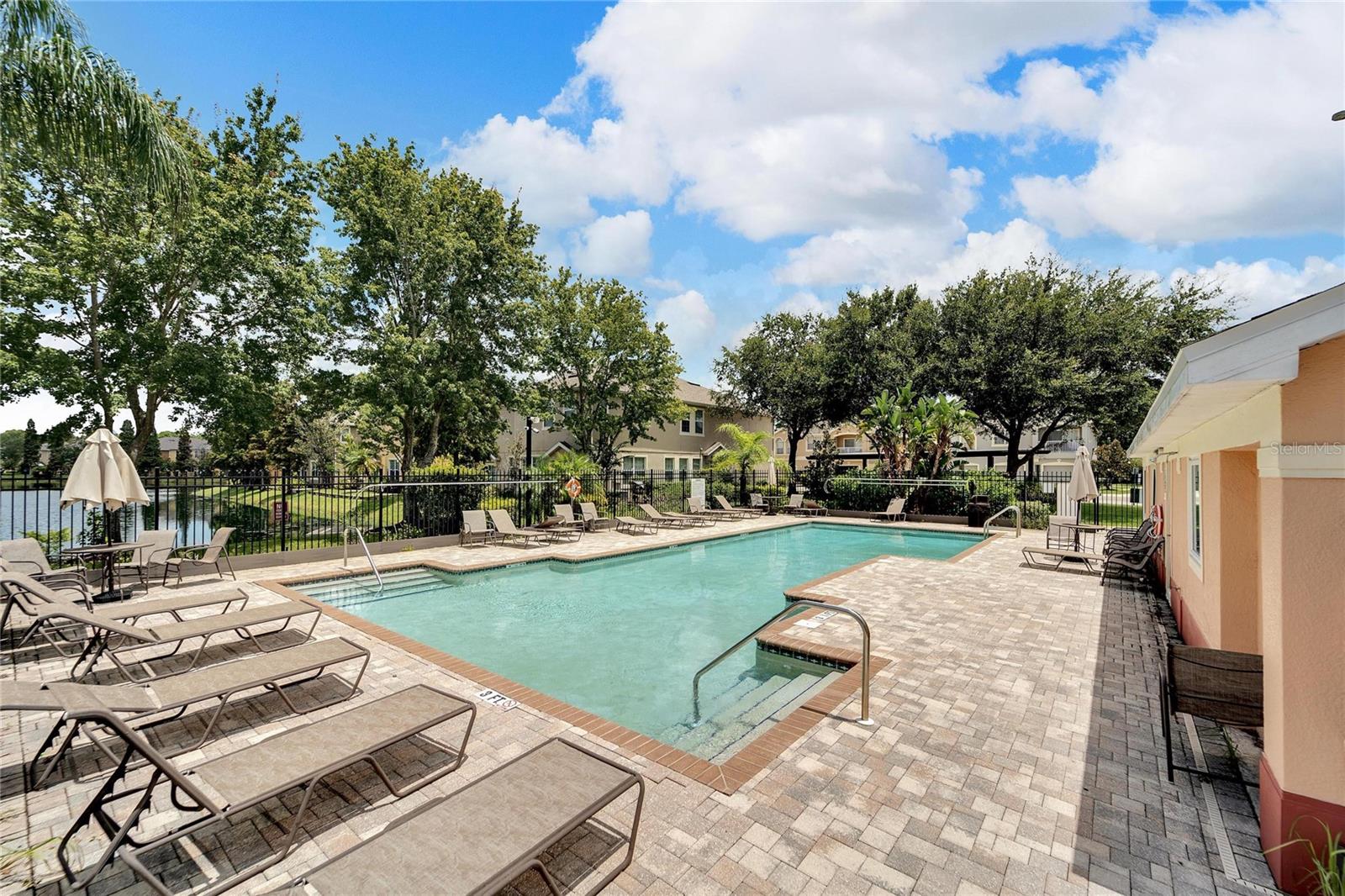 EAGLE PALM PH II - Residential Lease