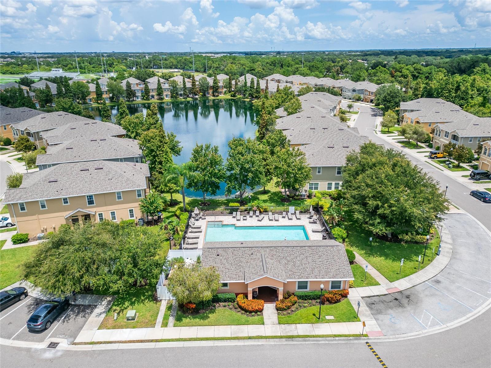 EAGLE PALM PH II - Residential Lease