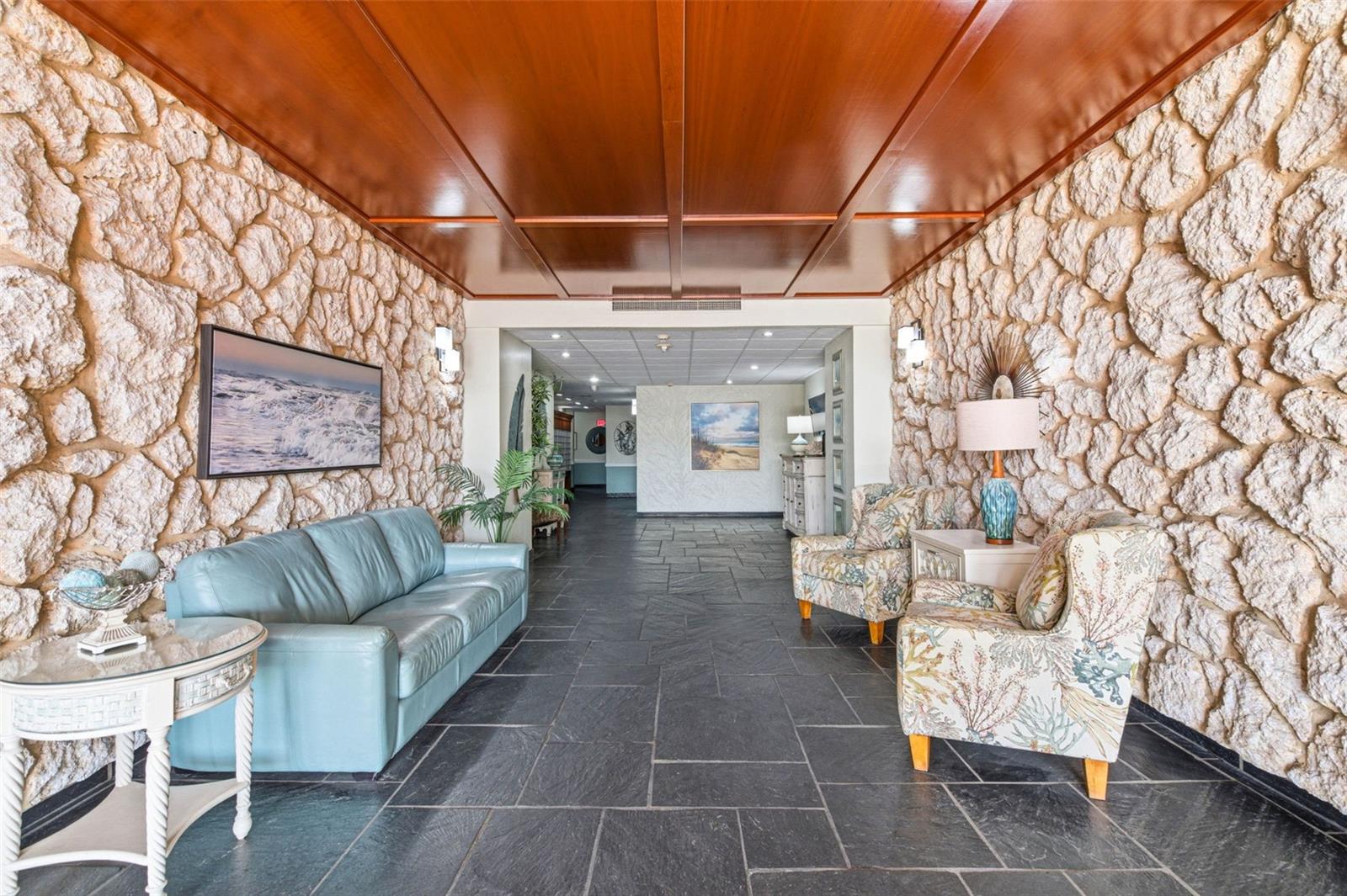 REDINGTON TOWERS BLDG 2 CONDO - Residential