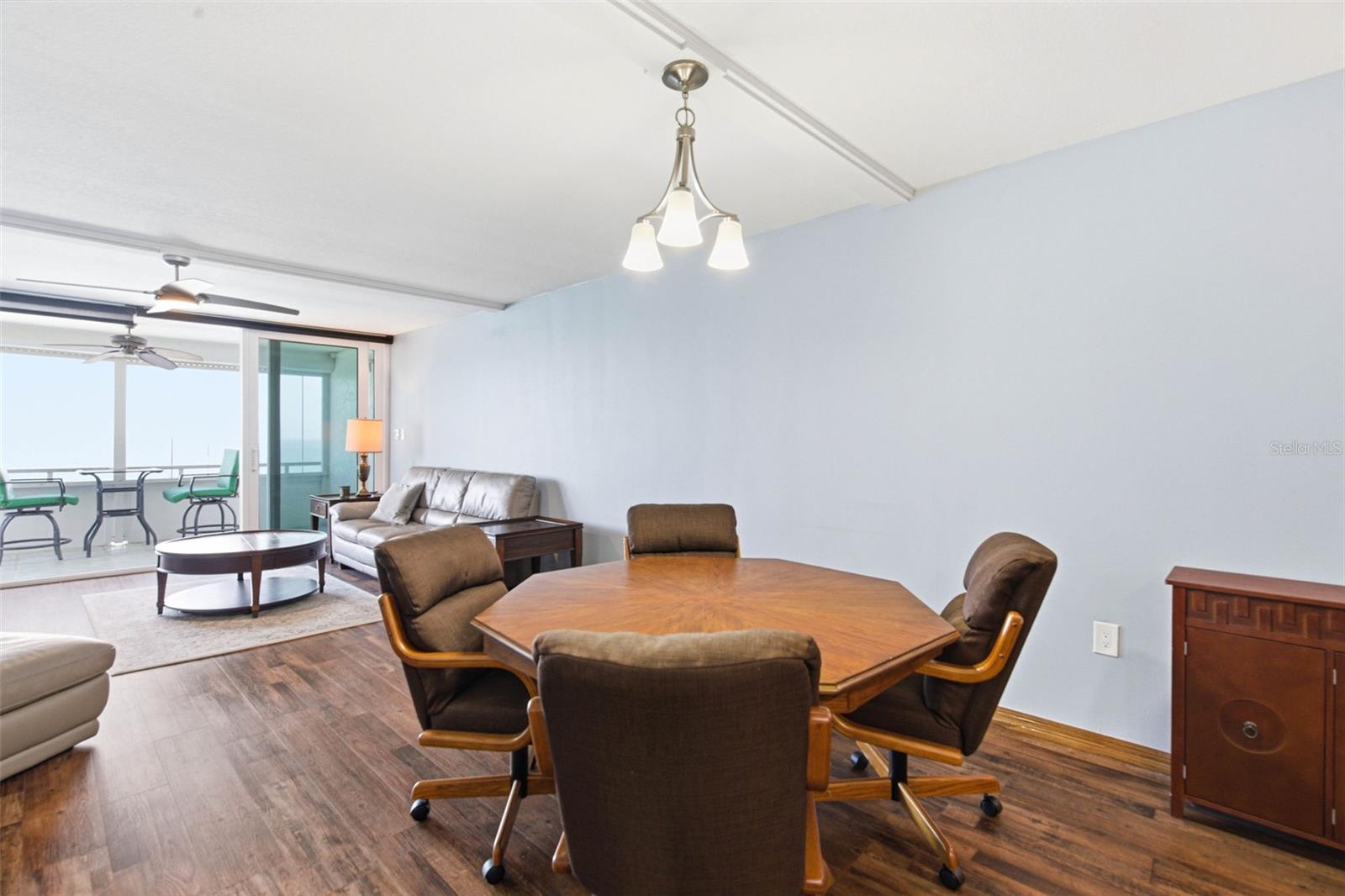 REDINGTON TOWERS BLDG 2 CONDO - Residential